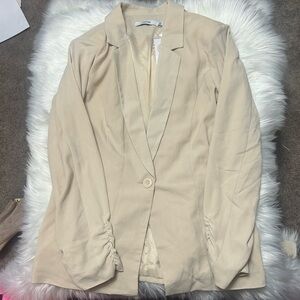New with Tags Size XXL Women’s Tan Blazer E2